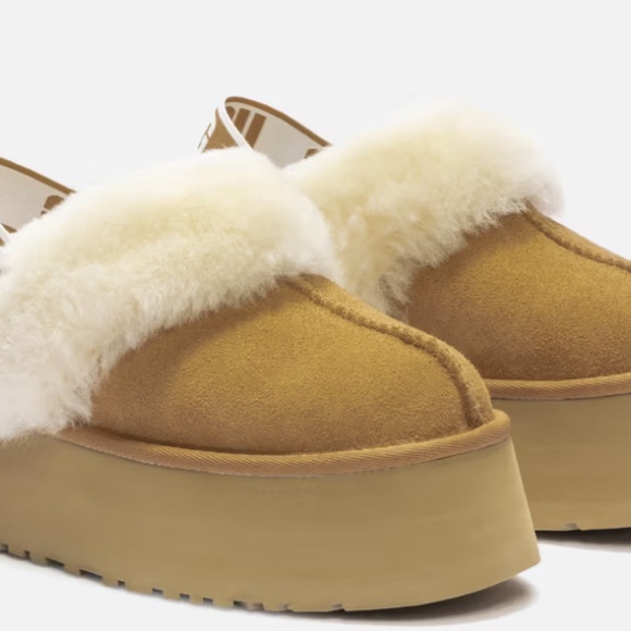 UGG Funkette - Picture 2 of 3